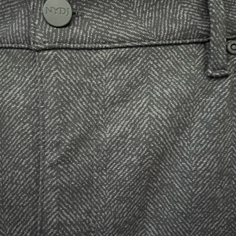 NWT NYDJ Marilyn Straight pants in gray herringbone print - size 16